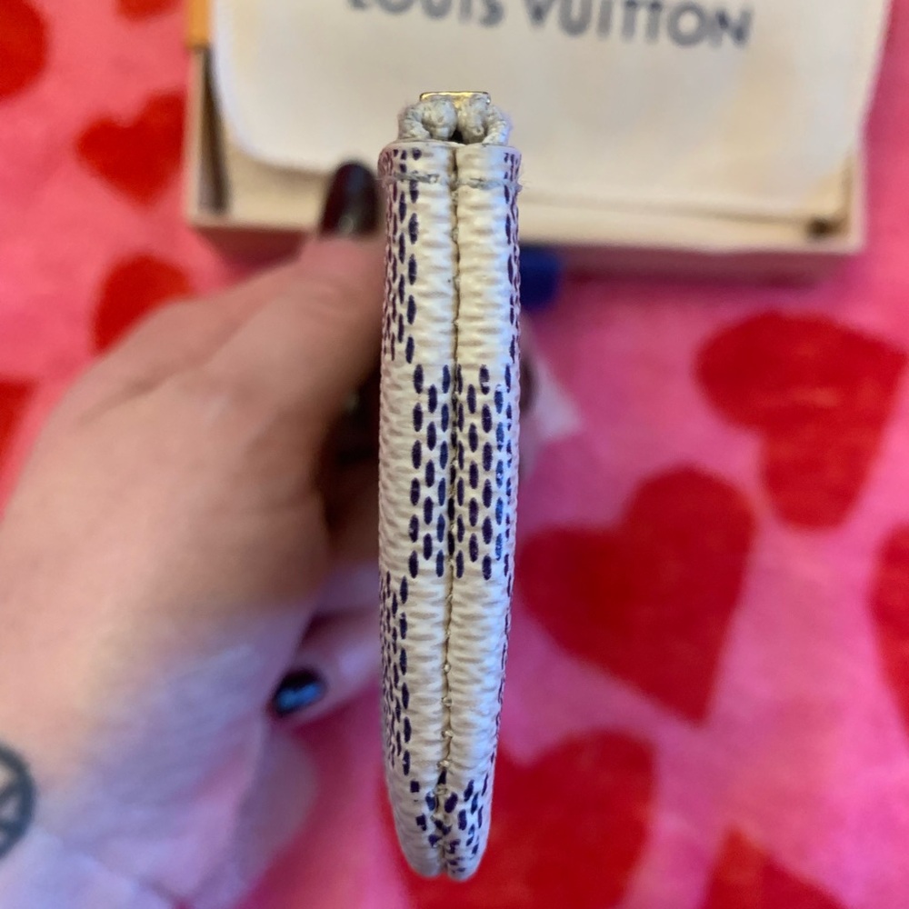 Louis Vuitton Key Pouch - Picture 9 of 14
